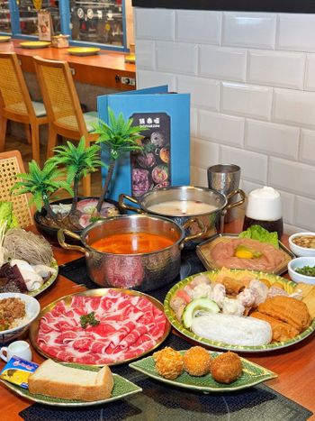 豐原家樂福一樓南洋風味吃到飽火鍋 自助吧蔬菜、火鍋料粉、蝦餅、飲料、冰淇淋任你吃🥰