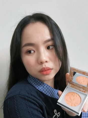 ZA頰光溢彩單色腮紅推薦！甜美桃粉VS元氣橘調，打造自然好氣色