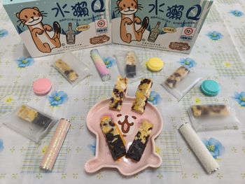 生日派對必備-金門名產伴手禮-水獺Q成人限定點心!!好吃雪Q餅配上金門高粱與黑巧克力的濃郁感!!