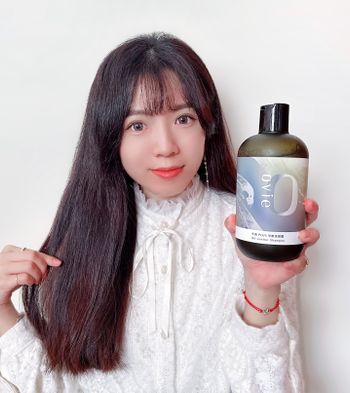 ovie週年祭買2送1 🎁全年最低超划算🎊 【 午夜PLUS平衡洗髮露 】 油頭救星、扁塌剋星😍還有天然精油香味
