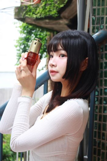 #愛用品分享 克蘭詩黃金雙萃精華