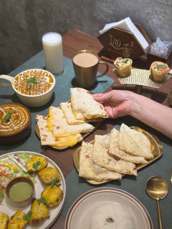 台中西區｜廣三SOGO後方印度料理餐廳🇮🇳迴香·Savory Curry,印度咖喱、烤餅、飲料等等