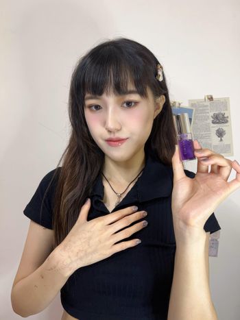 💜精緻與香氣之間的選擇：TIRTIR 精華潤唇油 Lavender💄