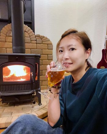 因為這壁爐～包下了整棟民宿 🤣