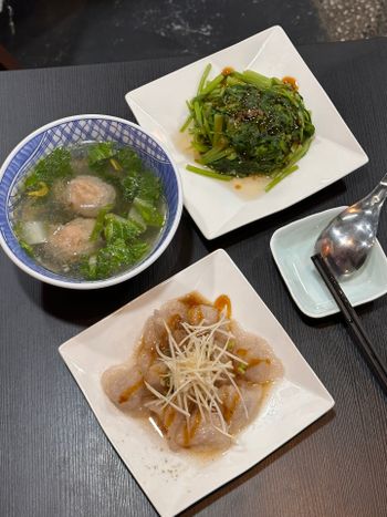 台東美食_在三角窗的三角水晶餃