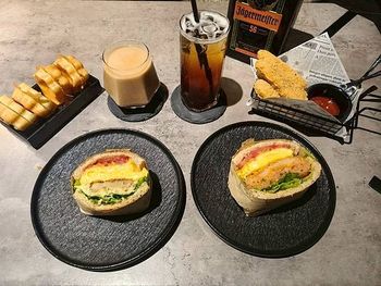新北永和早午餐/點心/三明治美味推薦-暫時飲所TEMPbar- 平價放鬆悠閒的Bar!!