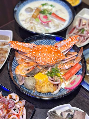 浮誇海鮮粥餐廳推出松葉蟹鍋燒意麵😍😍