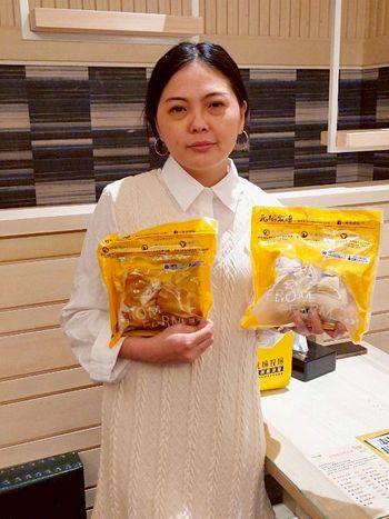 元榆牧場 高雄澄清店新裝潢，超級無敵美味甘蔗雞和鹹水雞開箱分享