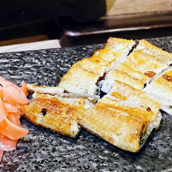 想吃-平替版-鰻魚飯？還是挑戰職人級稀有白鰻？