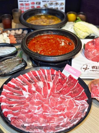 台灣第一品牌自助吧吃到飽火鍋😍😍