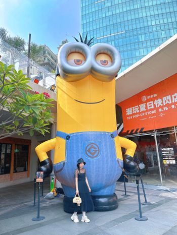 最新免費打卡景點 台中出現巨大小小兵🤩 剛好路過就來這裡拍照打卡📸✨超級可愛很好拍