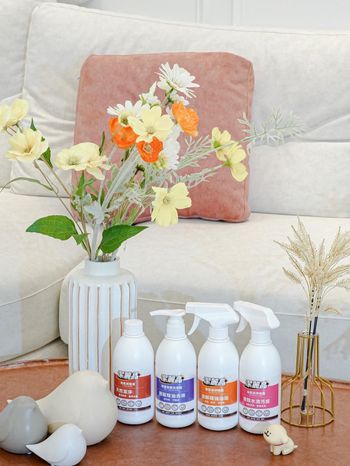 居家清潔新利器【#康定 #潔麗晶】#限時團購中！廚房潔淨噴霧、浴廁潔淨噴霧、地板清潔液、碗盤蔬果洗潔精