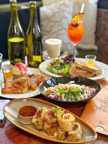 台中西區人氣餐酒館😍😍