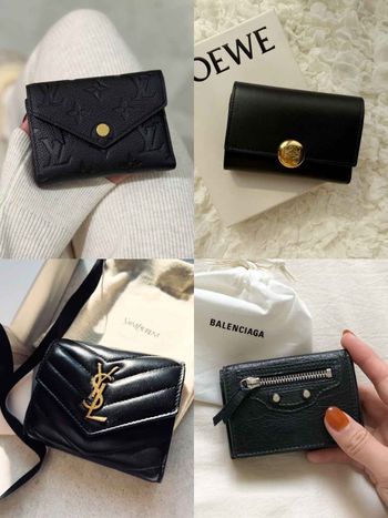 一致公認不踩雷！8款經典「黑色精品短夾」推薦！YSL、LV永不退流行、價格細節幫你整理好！