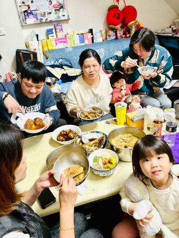 🧨2026最強圍爐團圓年菜來囉✨｜「豚起來」八道年菜評價 ｜冷凍年菜宅配推薦｜二寶媽用電鍋就能準備滿桌豐盛年菜｜讓大家一