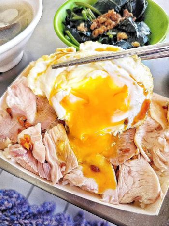 台中｜一天只賣5小時的秒殺雞肉飯