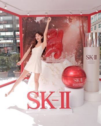SK-II PITERA™晶透小熊夢幻奇境太可愛了！文佳煐、MINA同款透亮燈泡肌這裡GET！