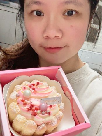 🎀 要撫慰媽媽的身心靈，就交給《DolceVita 多茄米拉｜粉紅泡泡夢幻慕斯蛋糕》💖