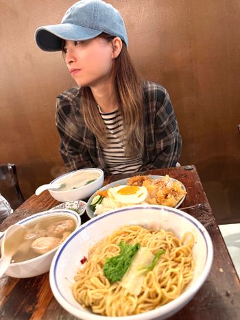  話一隻雞 🐔  隱身的巷弄美食？！