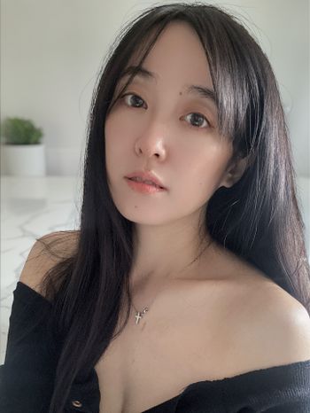 美到心坎裡！SEED 實瞳必入新色 🤎🖤