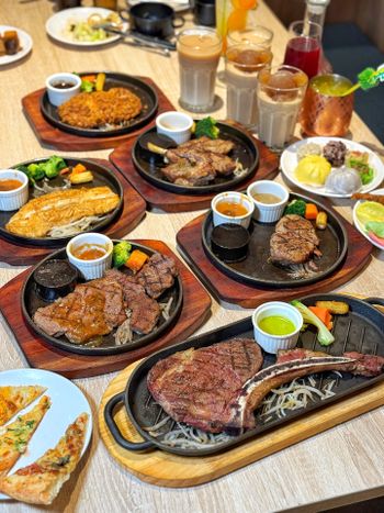 台中人氣牛排店😍😍超狂自助吧選擇多樣👍