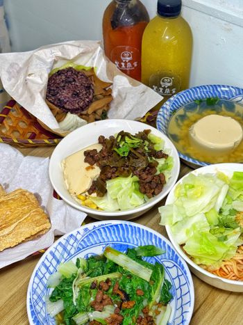 媽祖託夢指引開的蔬食小吃店😍😍