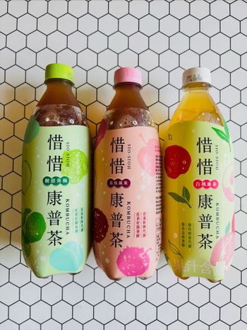 生活中的微酸療癒：惜惜康普茶新品開箱！🍑