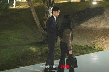 《淚之女王》金智媛出場率最高「Delvaux手提包」被起底！網：真的是豪門標配！-4