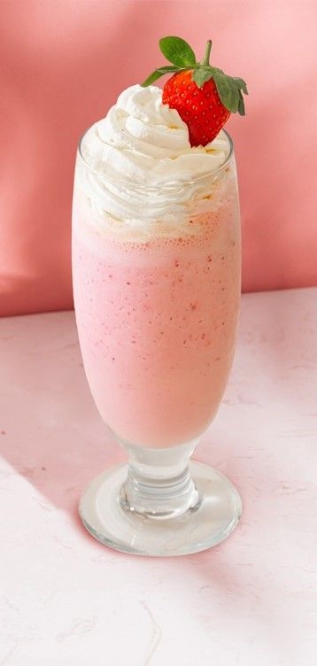 2024草莓季必吃甜點！BELLINI Pasta&CAFFE草莓戚風蛋糕、草莓氣泡酒全都療癒炸！-6