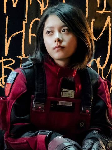 才24歲就拿到人生勝利組劇本！趙今麥《無可替代》狂圈粉，學霸出身、二搭張凌赫，陸劇男神收割機還手握頂級保養代言！-11