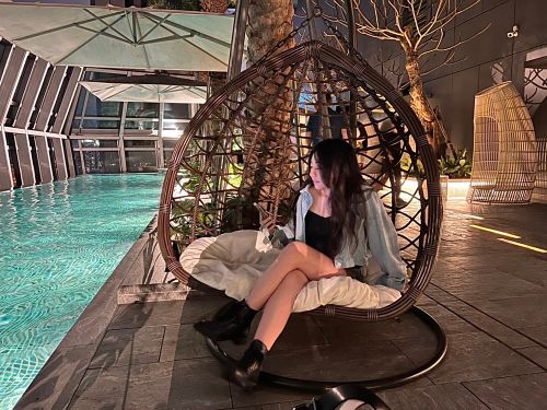 板橋凱撒大飯店🏨超美泳池+自助餐🍴待在飯店chill 整天！