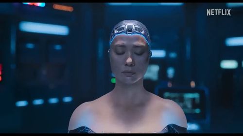 2023期待這部！Netflix 韓科幻電影《靜_E》屍速列車導演執導，金賢珠化身戰鬥機器人！