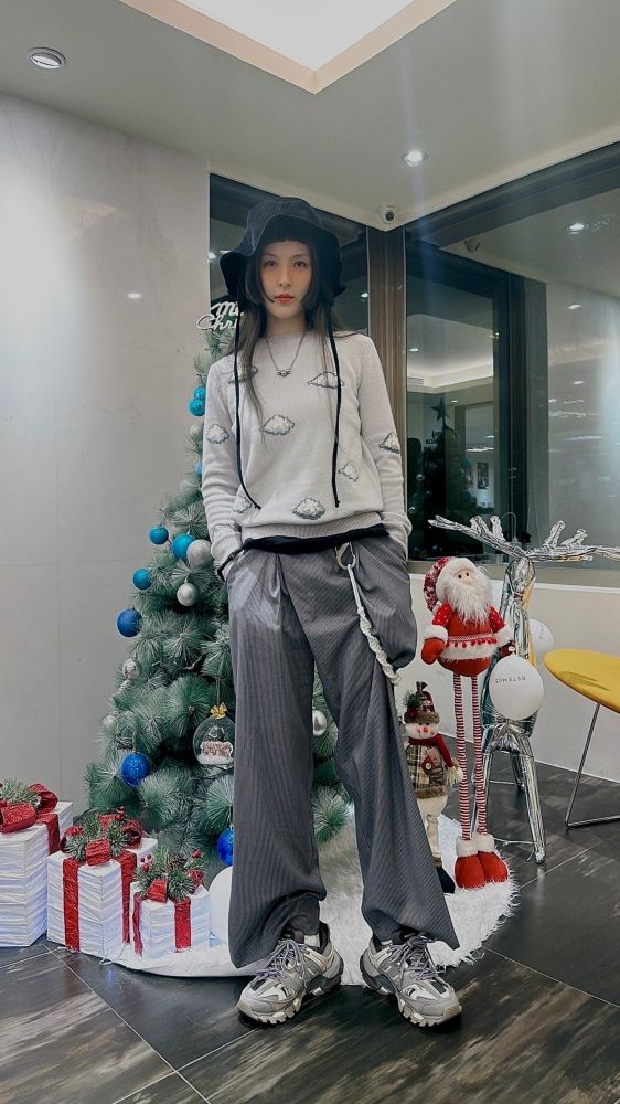 2024低預算精品包推薦！Tory Burch奶油色老花包、水桶包NT.一萬多買到！-13