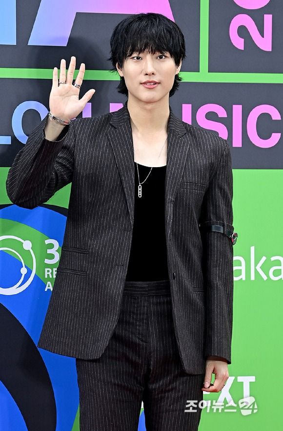 視力直接變2.0！2025韓國MMA紅毯男神出爐！RIIZE元彬根本動漫男主、BOYNEXTDOOR男友力全開！-5