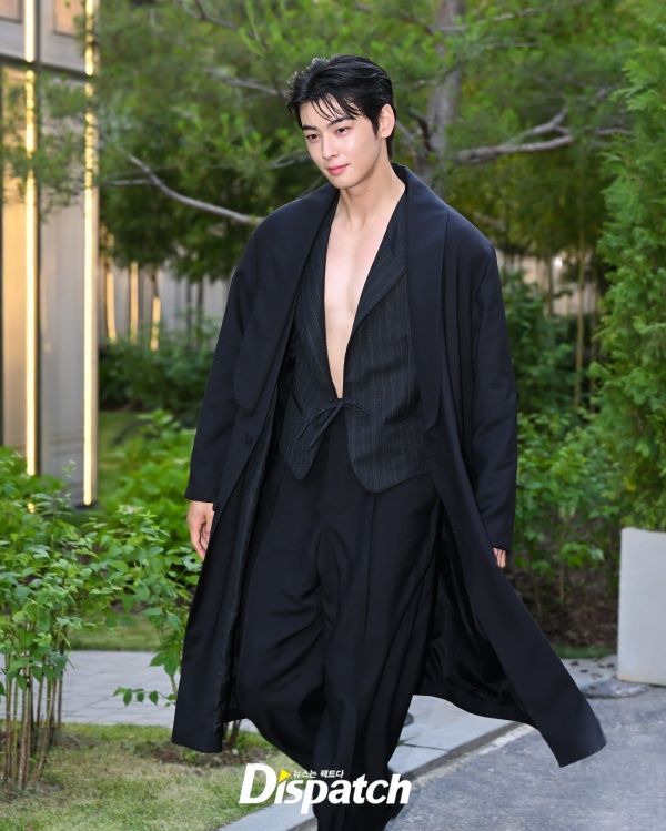 韓國7位人間Dior盤點！Jisoo、Haerin貓貓是大小公主～跪求珉奎也快被綁定！-13