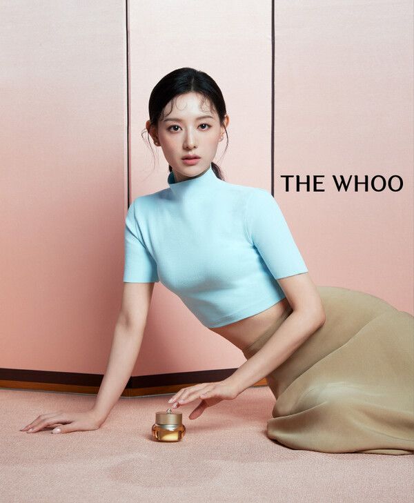 THE WHOO后宣布金智媛為「全球品牌代言人 」，首推寶寶唇萃＋熱賣980萬瓶「重生秘帖」，養出財閥千金發光肌！-10