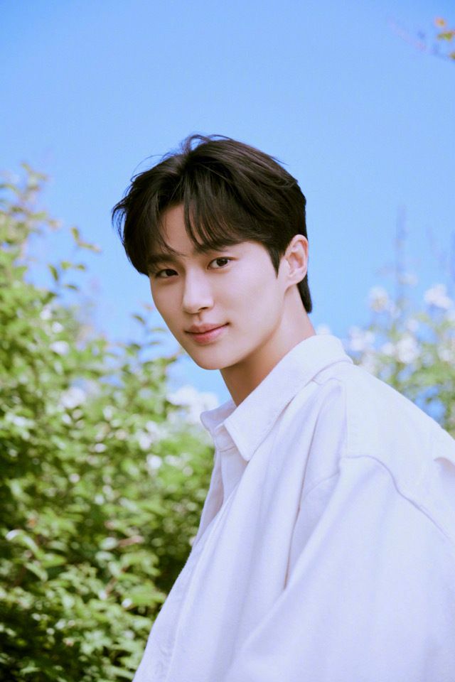 超狂社牛MBTI人格！「ESFJ執政官」韓星盤點，Stray Kids Felix、邊佑錫、雨琦都有這特質！-5