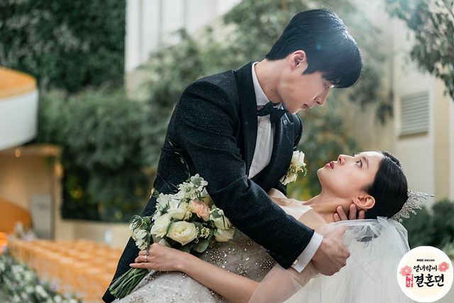 8組2024最美韓劇婚紗照！《淚之女王》《背著善宰跑》致敬「迫降CP」超夢幻！-18