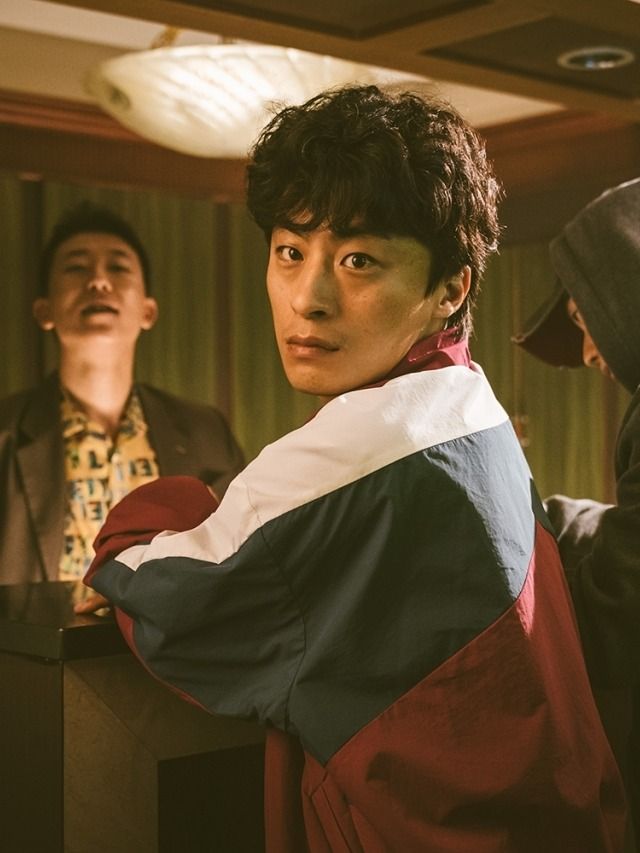 韓網熱議6位近年現象級爆紅韓劇男演員！邊佑錫、金宣虎大爆紅，李俊昊奪百想視帝！-9