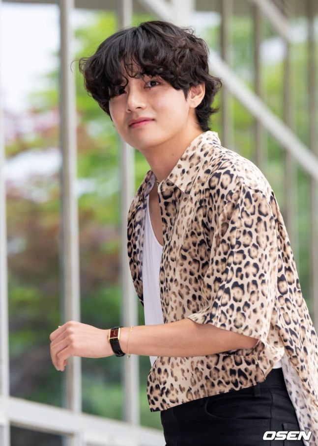 韓媒評選6位本人比精修圖還好看的韓國偶像！Karina、張員瑛都上榜，車銀優帥到像CG！-8