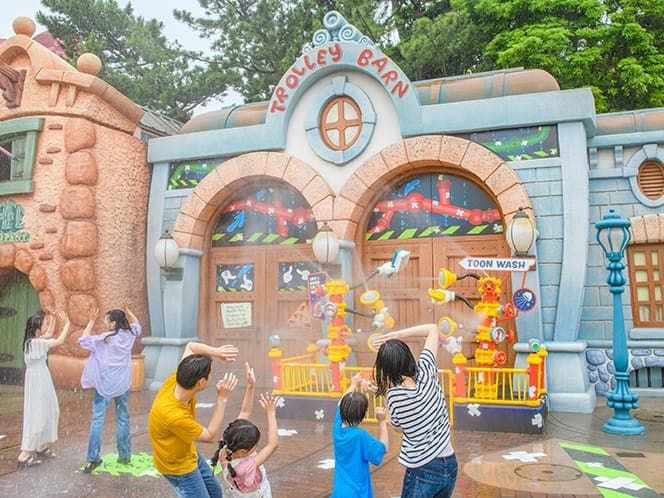2024東京迪士尼樂園夏季活動來了！超消暑噴水遊行、限定泳裝奇奇蒂蒂周邊5亮點搶先看！-13