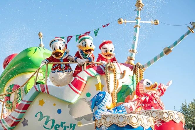 2024東京迪士尼聖誕節活動來了！爆美15公尺聖誕樹、限定必買「聖誕花圈髮箍」5亮點一次看！-20