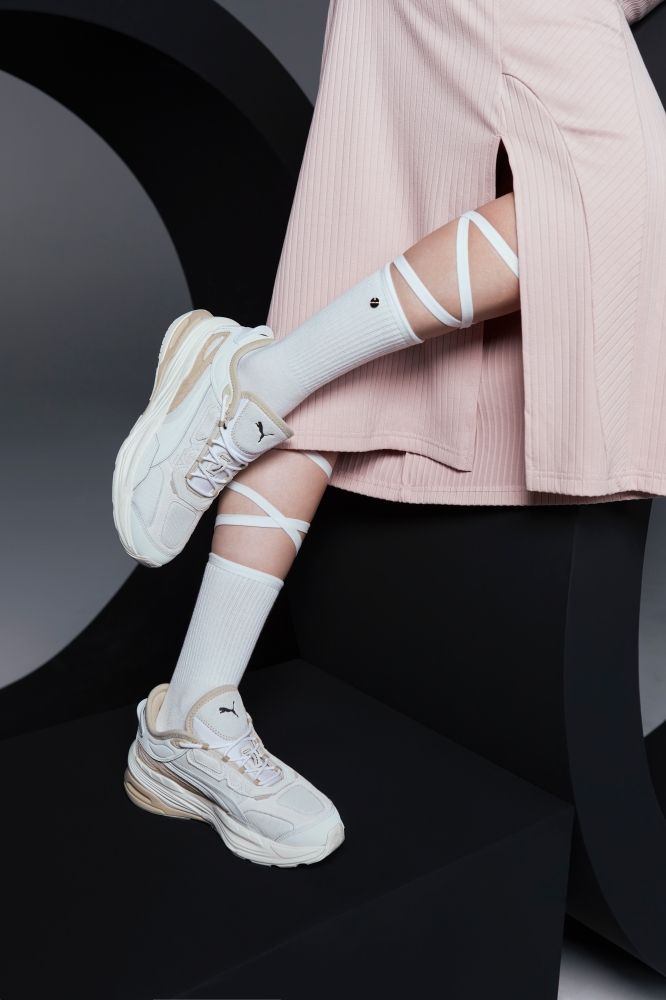 2024必買球鞋出爐！PUMA「芭蕾奶油老爹鞋」瞬間長高4公分，小隻女絕對愛爆！-2
