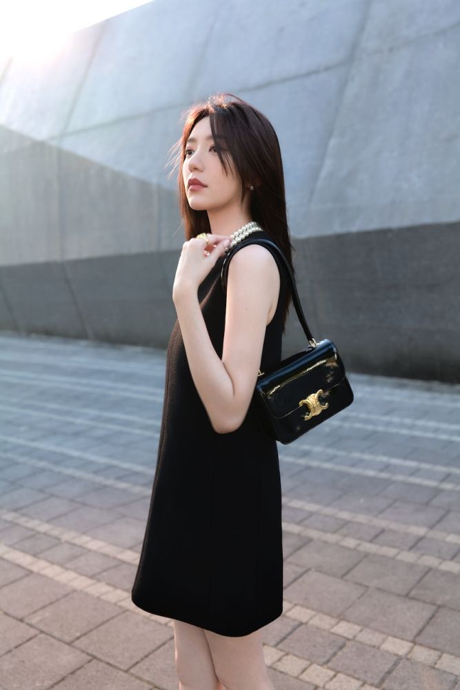 CELINE方包天花板！新款「完美長度、大容量」找不到缺點！Danielle、郭雪芙都愛用！-12