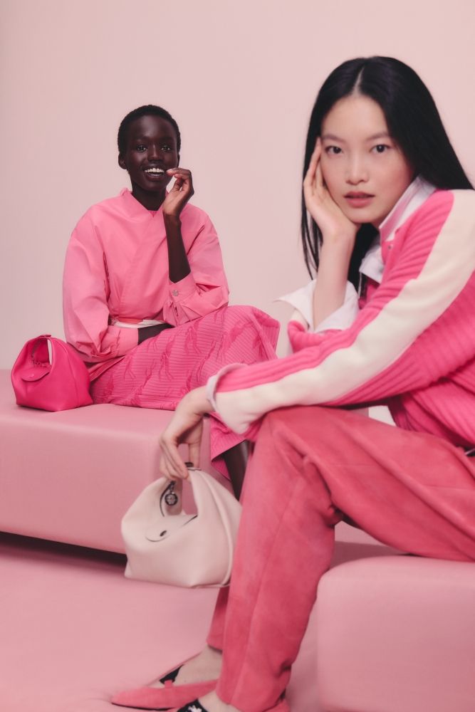小資女最愛LONGCHAMP！2025情人節包包推薦、金世正同款「毛毛包」一萬多收！-12