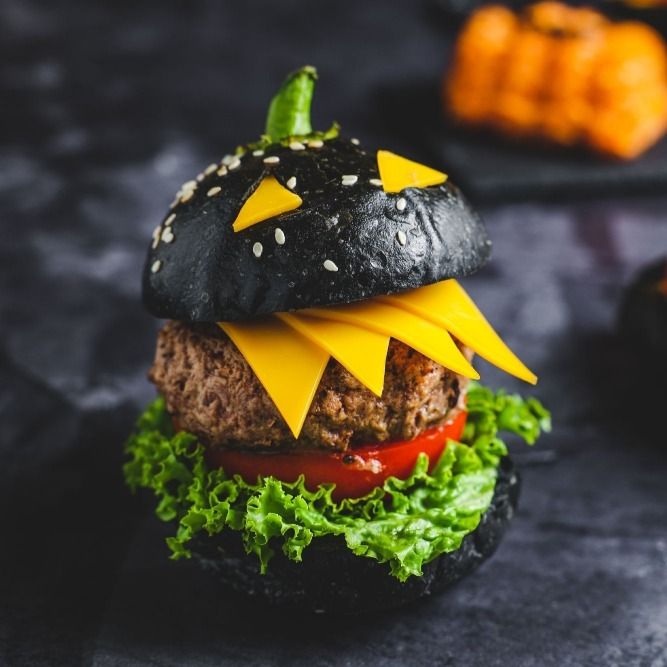 2025萬聖節限定美食推薦！「Krispy Kreme木乃伊甜甜圈、星巴克夜幕狂想曲星冰樂」全都太誘人！-23