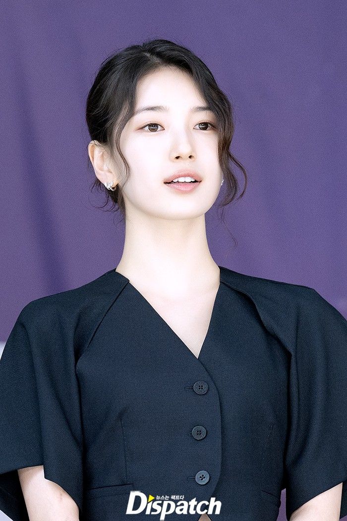 韓網熱議7位「淡顏系美女」KPOP偶像代表！舒華初戀感十足，Winter、Jisoo清純美爆發！-13