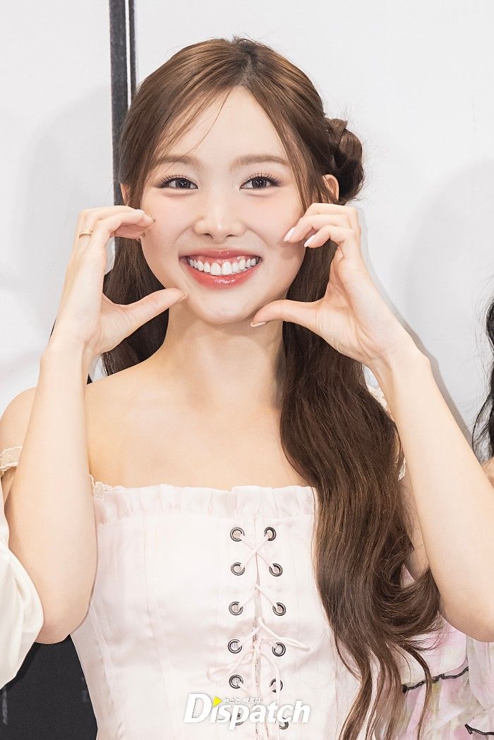 日本搜尋量最多的KPOP女偶像TOP7！張員瑛未進前三，Momo、中村一葉全上榜！-15
