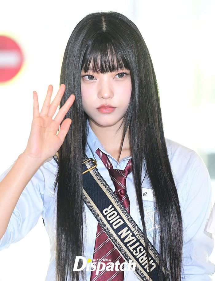 盤點7位最具純情漫畫感的韓國女偶像！Sullyoon、Jisoo獲封初戀臉，Winter撞臉這位人氣動漫角色！-8