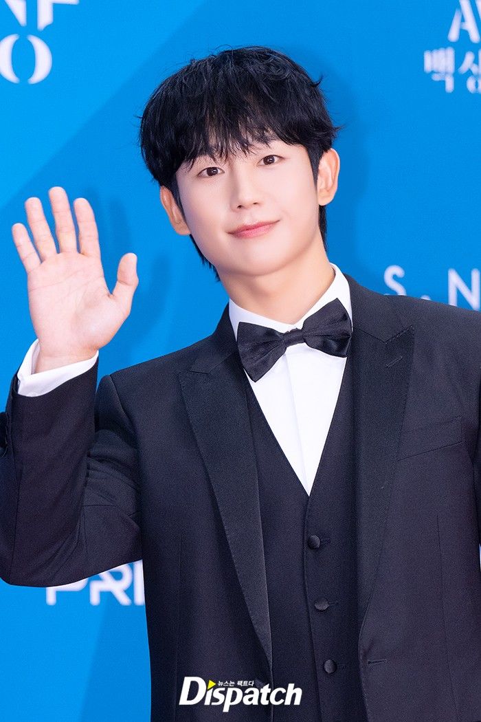 來淨化眼球！2025百想藝術大賞13位紅毯男神降臨！玄彬、邊佑錫根本白馬王子！-6